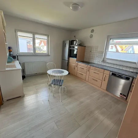 3 Naehe Schweiz Mit Terrasse Und Garten *