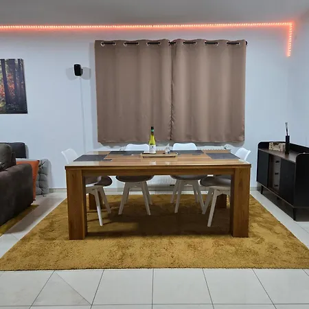 3 Naehe Schweiz Mit Terrasse Und Garten * Hilzingen